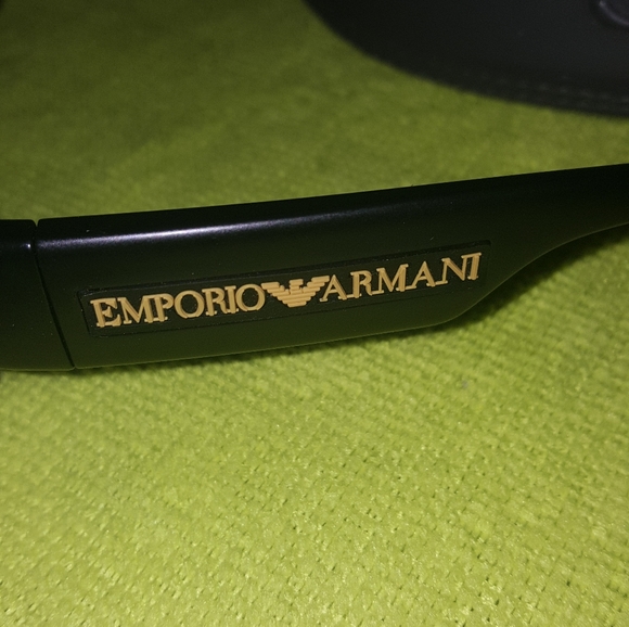Emporio Armani aviator sunglasses - Picture 6 of 6